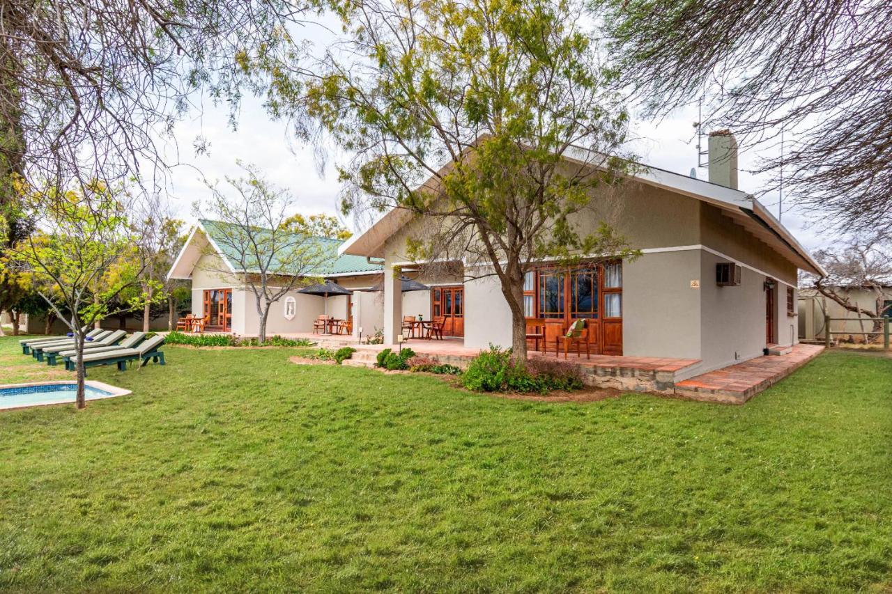 Mooiplaas Guesthouse Oudtshoorn Dış mekan fotoğraf